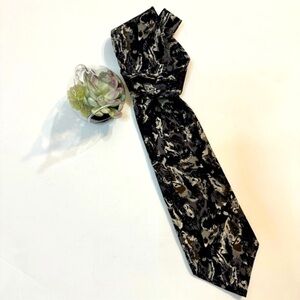 Robert’s Executive Accessories Silk Tie